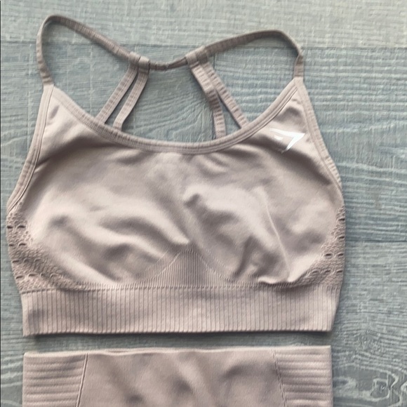 Gym shark set Sports bra And Leggings - Picture 3 of 5